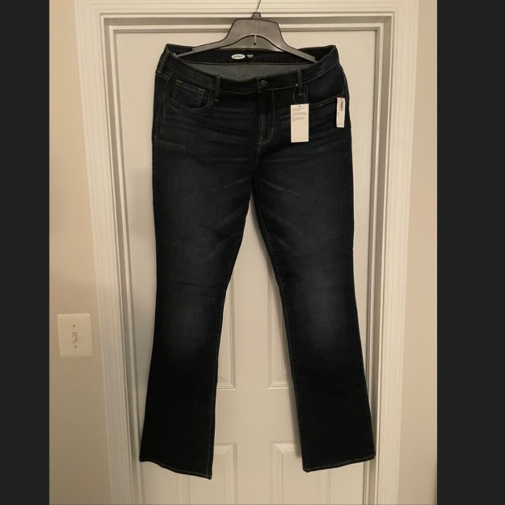 Old Navy Classic Original Boot Cut Jeans - Size 14 Tall - NWT